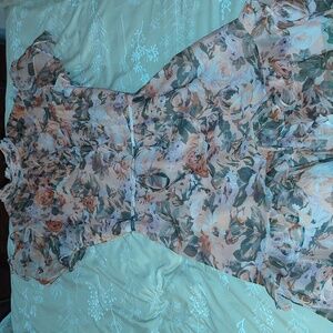 Selfie Leslie Floral Mini Dress